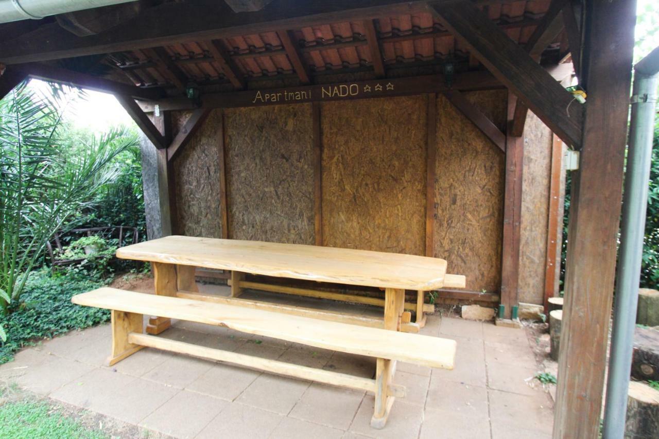 Apartmani Nado Majica Sveti Filip i Jakov Exterior foto